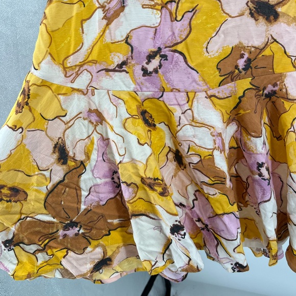 Nine West v-neck L golden yellow puff sleeve above the knee dress lined floral - Picture 5 of 11